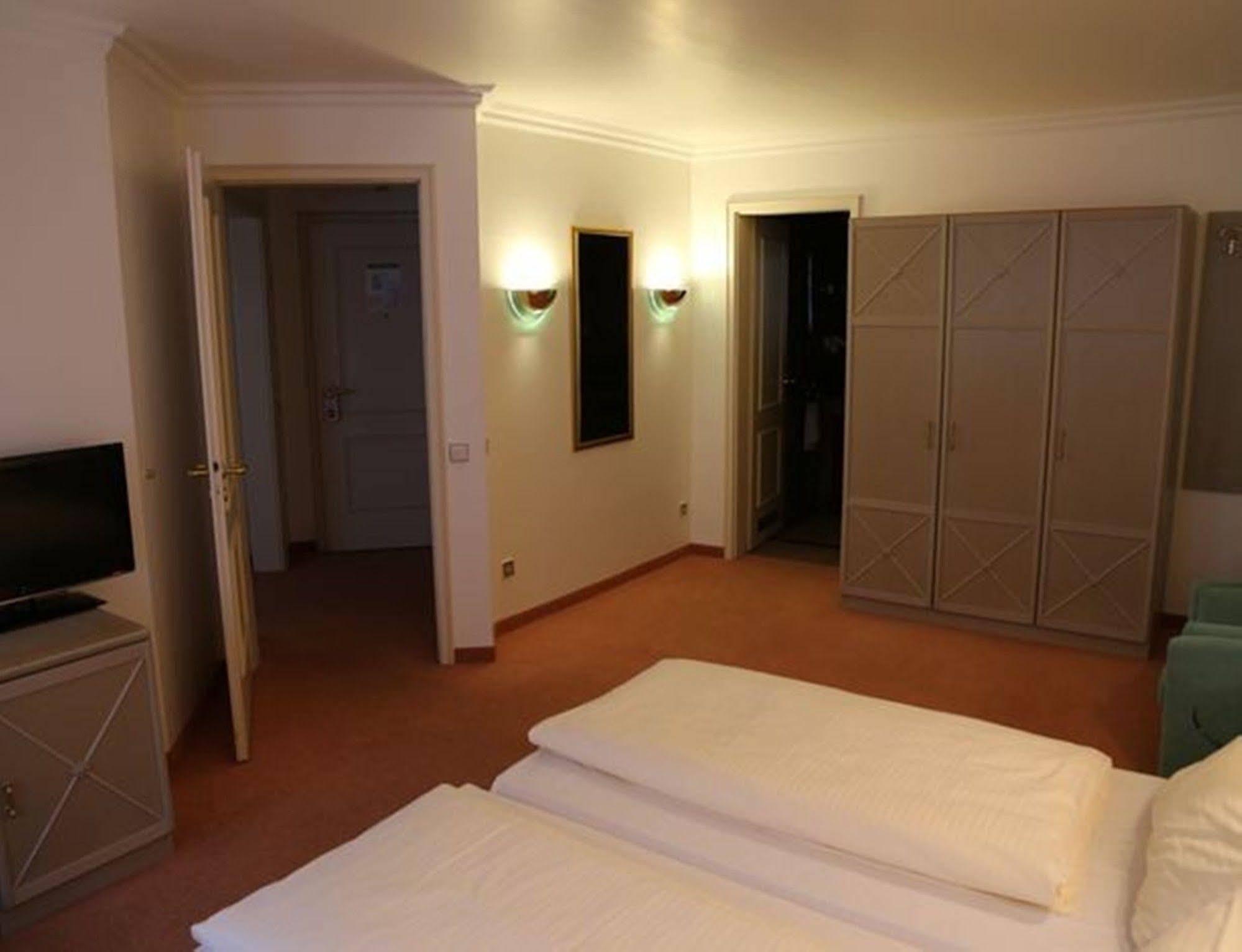 Asam Hotel Muenchen エクステリア 写真
