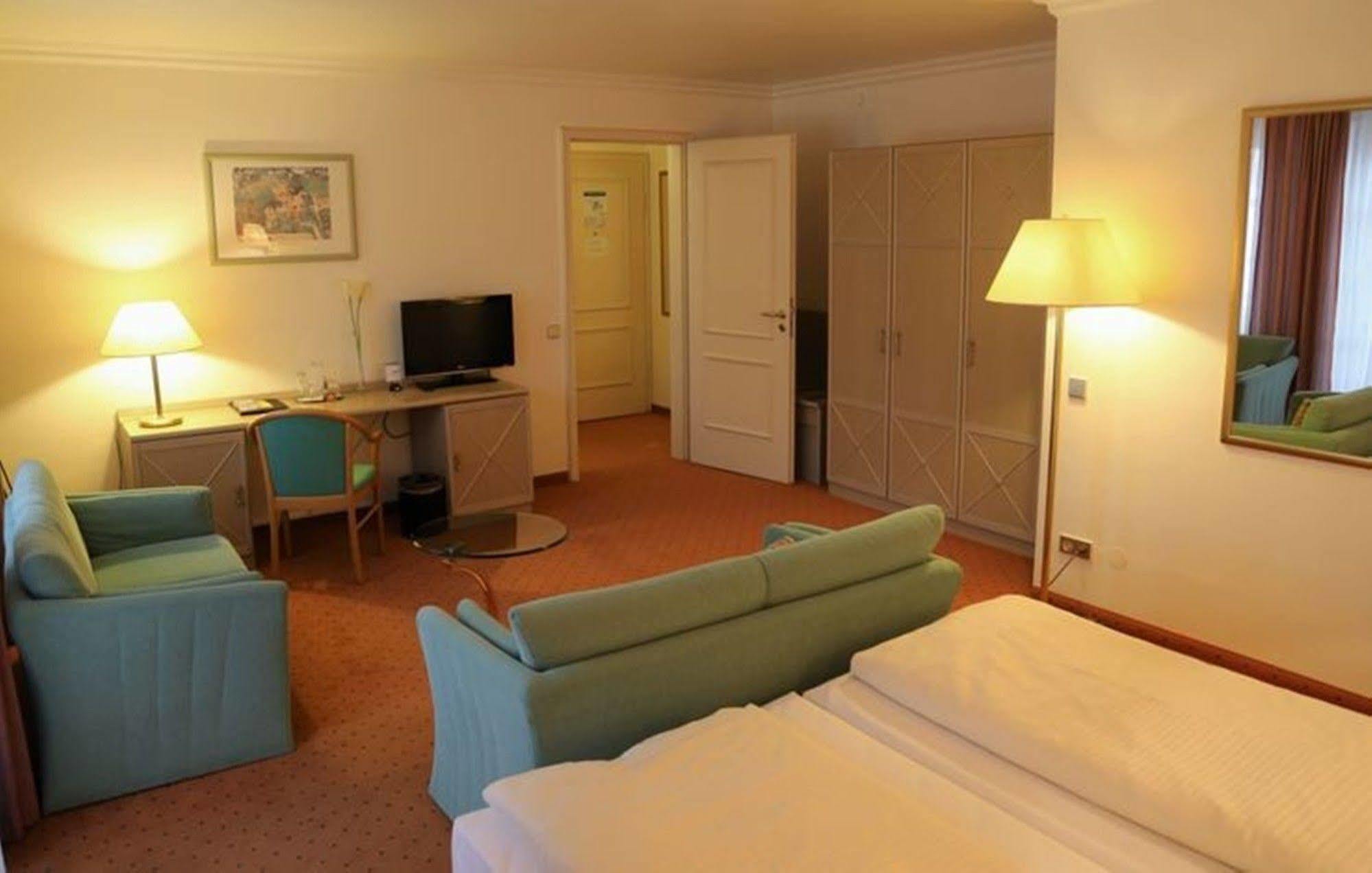 Asam Hotel Muenchen エクステリア 写真